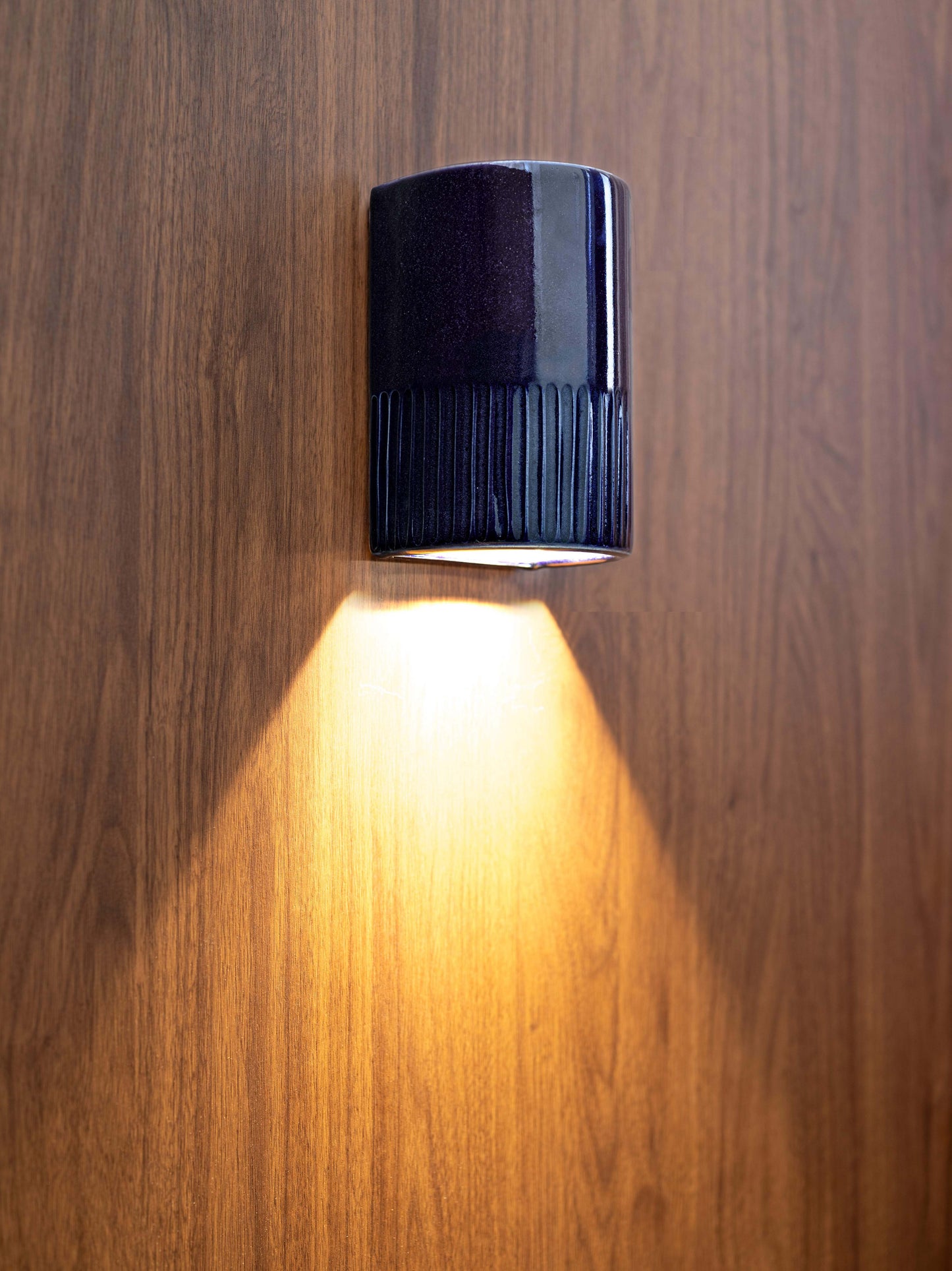 Day Short Exterior | Midnight Snack | Ceramic Wall Light
