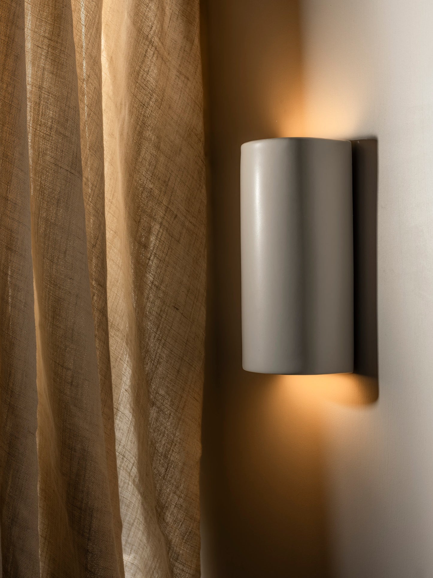 Dawn Tall | Ceramic Wall Light